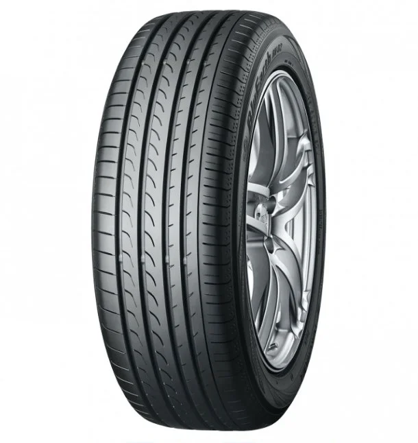 Легковая шина Yokohama BluEarth RV-02 215/60 R17 96H